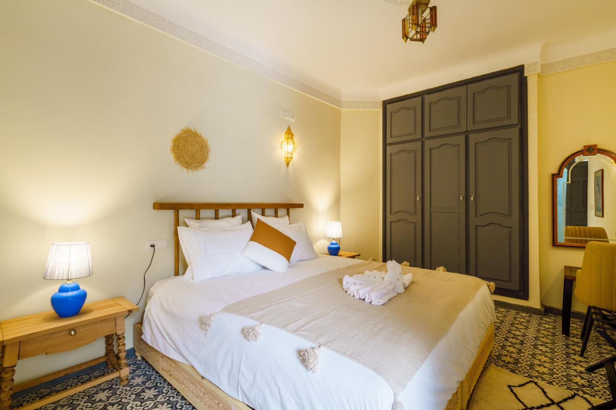 Riad 4 Chambres - Piscine & Petit Dejeuner Gratuit - Wifi Fibre Optique Marraquexe Exterior foto