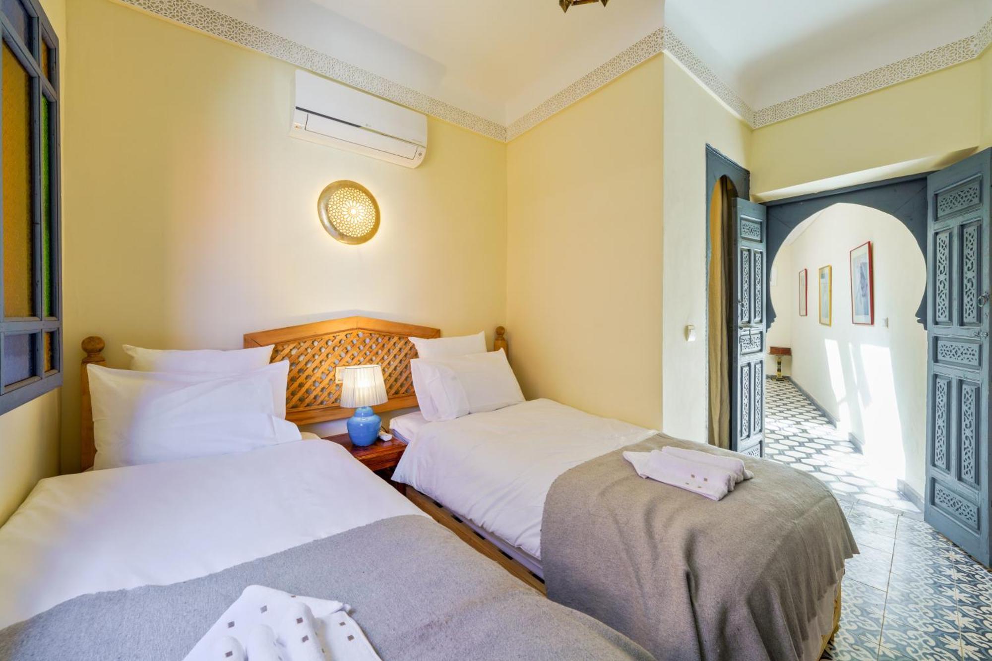 Riad 4 Chambres - Piscine & Petit Dejeuner Gratuit - Wifi Fibre Optique Marraquexe Exterior foto