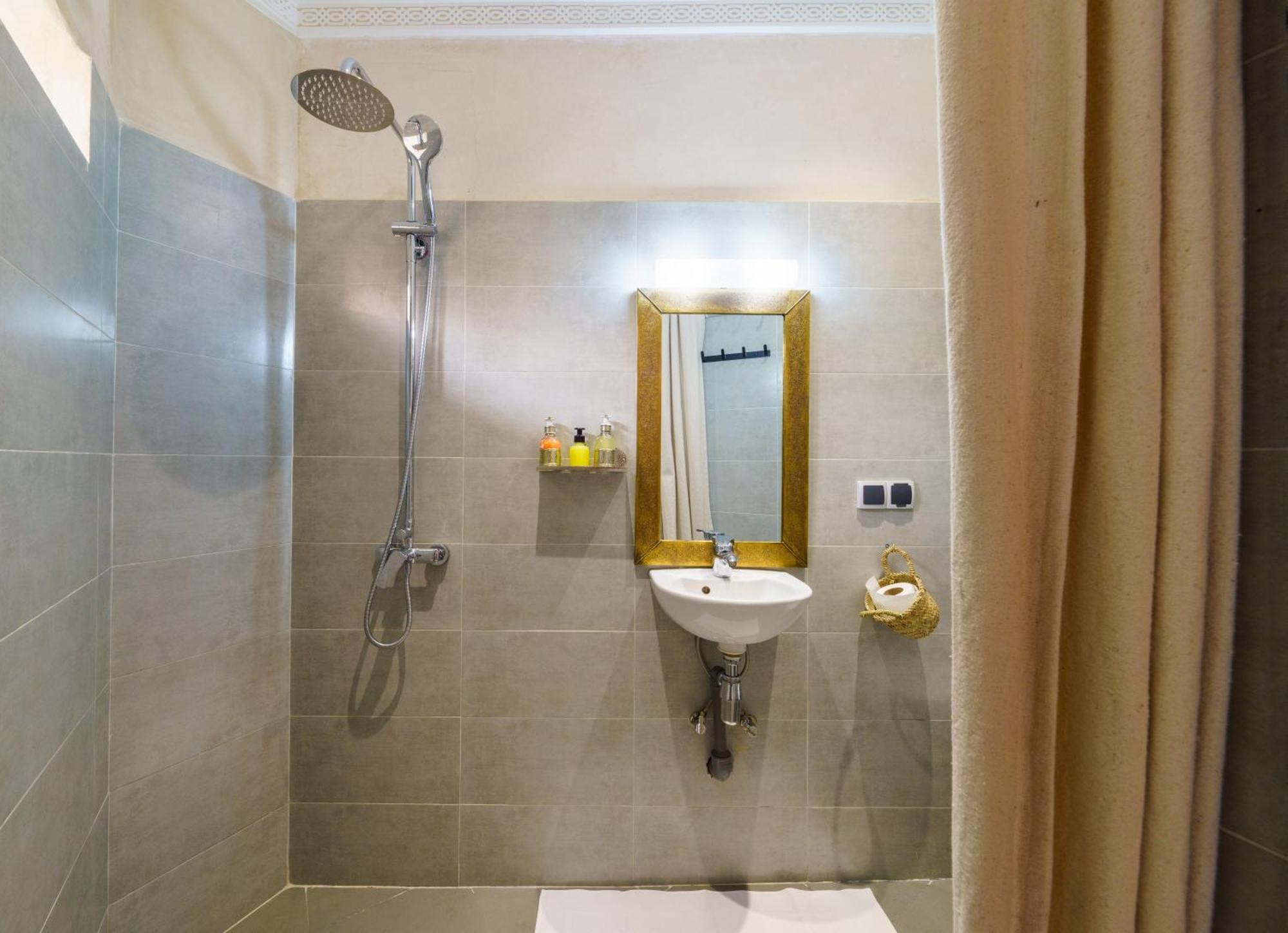 Riad 4 Chambres - Piscine & Petit Dejeuner Gratuit - Wifi Fibre Optique Marraquexe Exterior foto